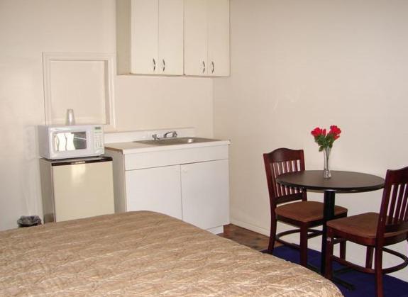 Swiss Motel Riverhead  Szoba fotó